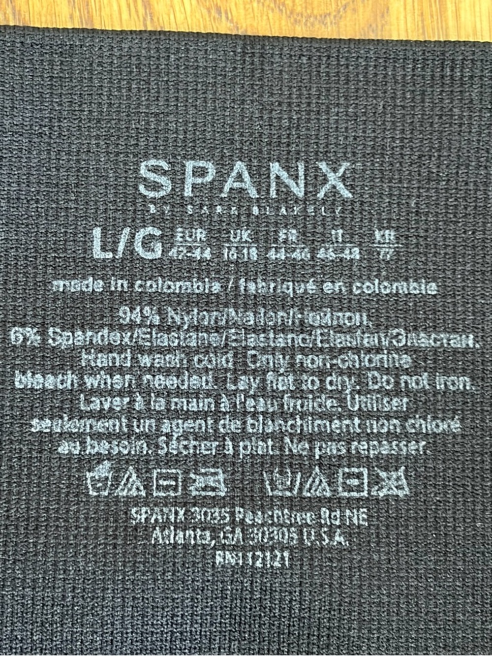 SPANX "Look at Me Now" Seamless Leggings Black - Picture 6 of 12